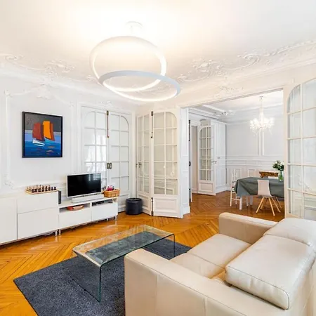 Guestready - Parisian Delight Near Arc De Triomphe *